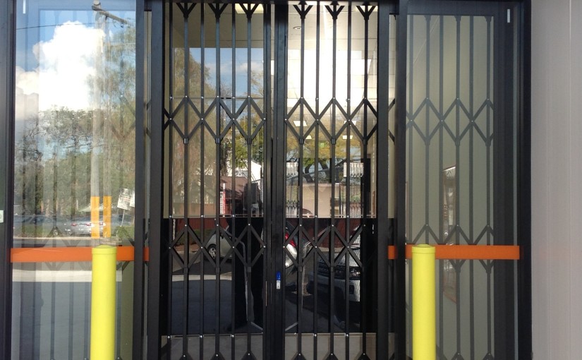 Trellis Door – Compliance with Relevant Clause D2.21 of the BCA