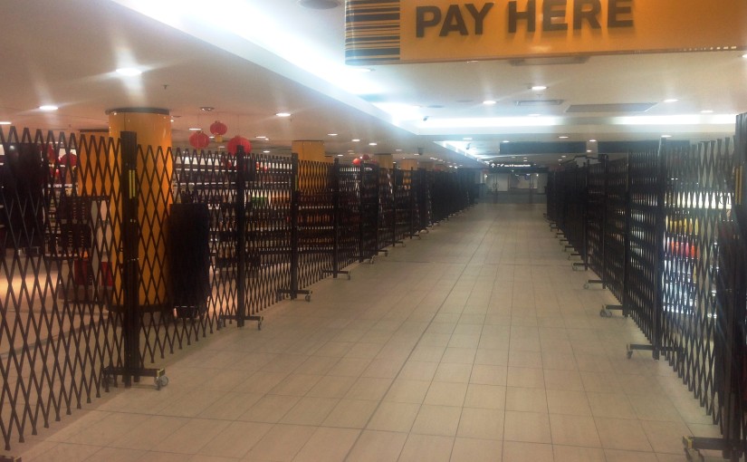 The Mobile Trackless Security Barrier System for Shopping Centres