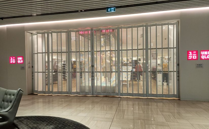 Quality Folding Doors for Global Retailer Uniqlo