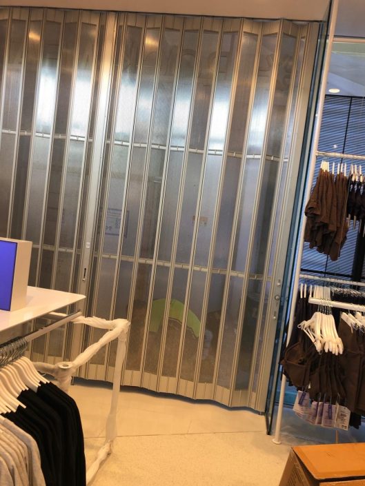 Folding Commercial Doors With Ventillation Australia